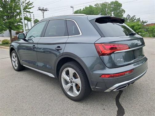 2025 Audi Q5 45 S line Premium Plus