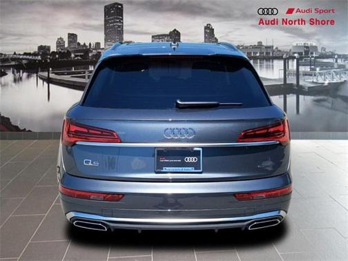 2025 Audi Q5 45 S line Premium Plus