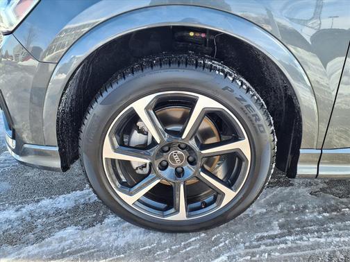 2025 Audi Q3 45 S line Premium Plus