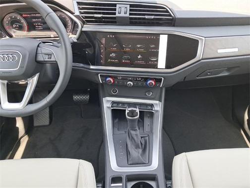 2025 Audi Q3 45 S line Premium Plus