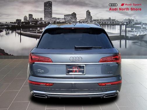2023 Audi Q5 45 S line Premium