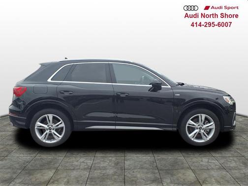 2023 Audi Q3 Premium 45 TFSI S line quattro Tiptronic
