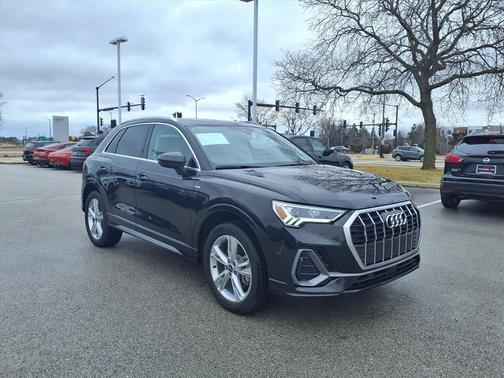 2023 Audi Q3 Premium 45 TFSI S line quattro Tiptronic