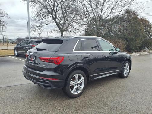 2023 Audi Q3 Premium 45 TFSI S line quattro Tiptronic