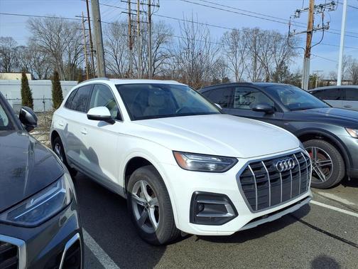 2023 Audi Q5 40 Premium