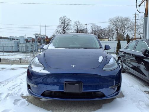 2024 Tesla Model Y Long Range Dual Motor All-Wheel Drive