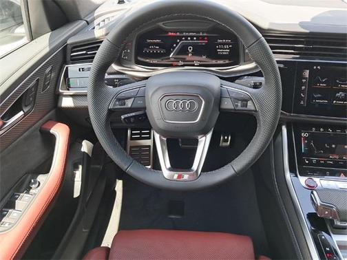 2025 Audi SQ8 4.0T Prestige