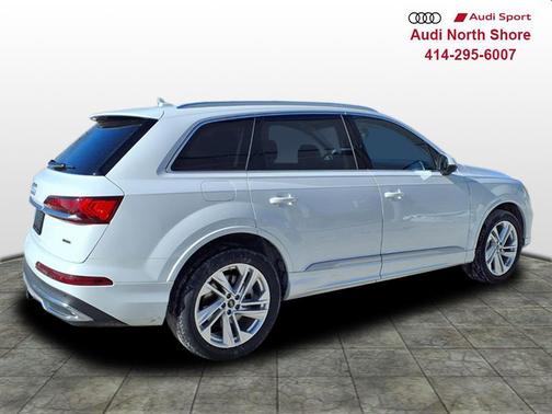 2023 Audi Q7 45 Premium