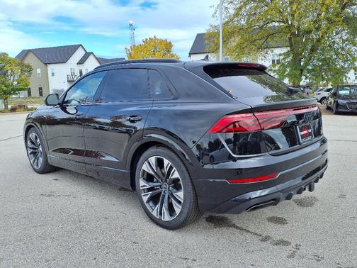 2026 Audi Q8 55 Premium Plus