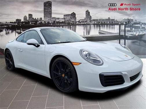 2018 Porsche 911 Carrera