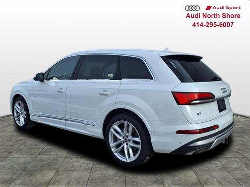 2025 Audi Q7 55 Premium Plus