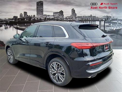 2025 Audi Q5 Premium Plus