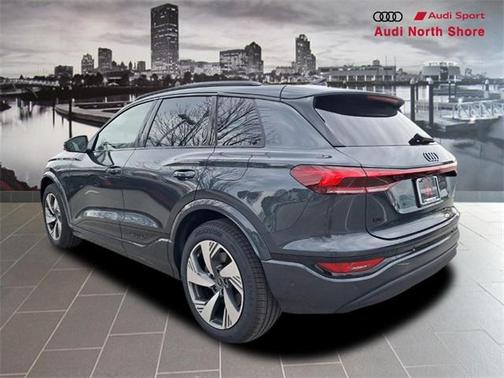 2025 Audi Q6 e-tron Prestige quattro