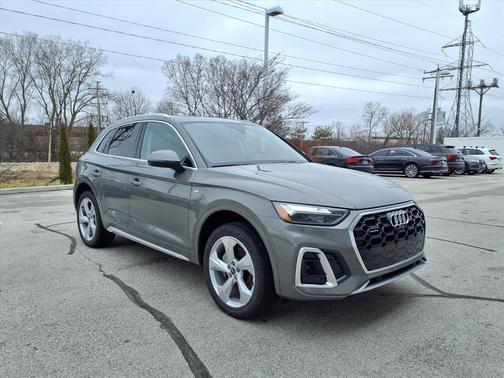 2025 Audi Q5 45 S line Premium Plus