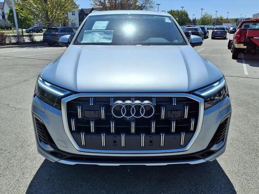 Satellite Silver Metallic 2026 Audi Q7 45 Premium Plus