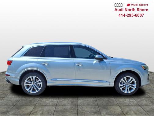 Satellite Silver Metallic 2026 Audi Q7 45 Premium Plus