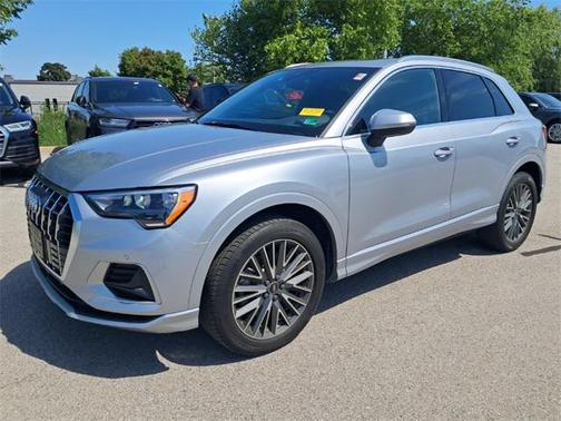 2022 Audi Q3 40 Premium