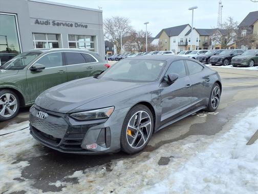 2024 Audi RS e-tron GT quattro