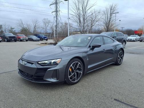 2024 Audi RS e-tron GT quattro