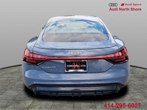 2022 Audi e-tron GT Premium Plus