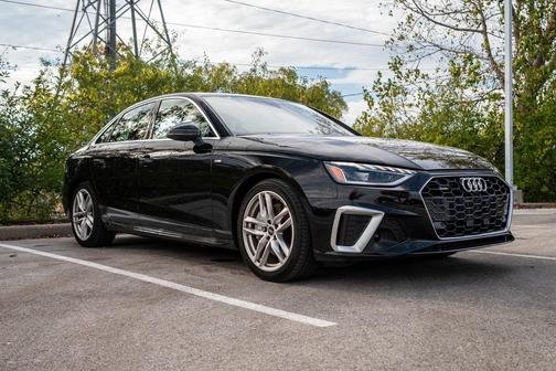 2023 Audi A4 45 S line Premium Plus