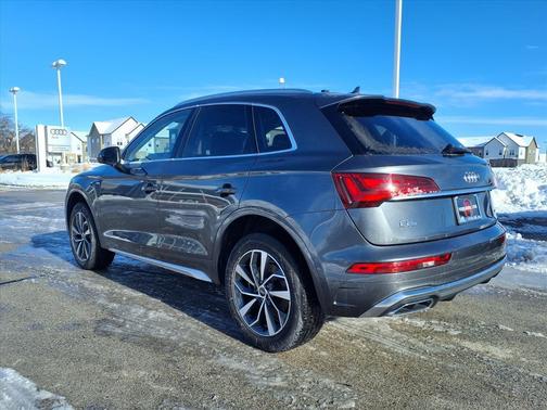 2023 Audi Q5 45 S line Premium Plus