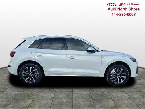 2023 Audi Q5 45 S line Prestige