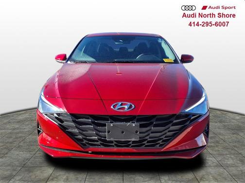 2022 Hyundai ELANTRA SEL