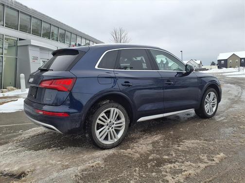 2020 Audi Q5 45 Premium Plus