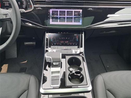 2025 Audi Q8 55 Premium Plus