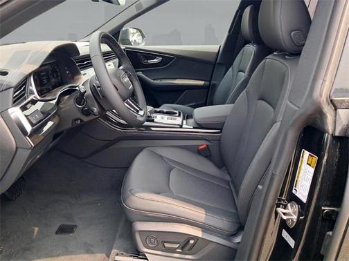2025 Audi Q8 55 Premium Plus