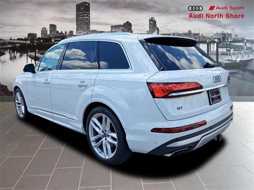 2025 Audi Q7 55 Premium Plus