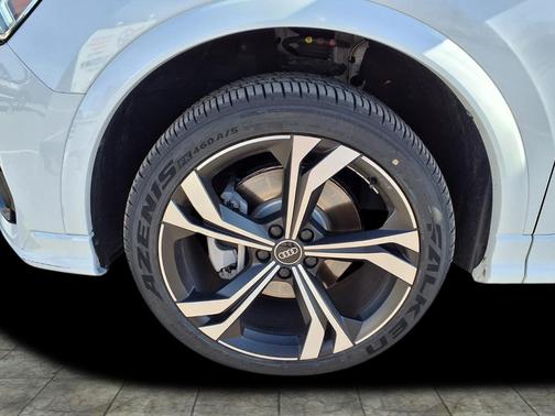 2023 Audi Q3 45 S line Premium Plus