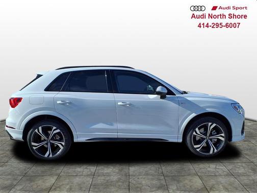 2023 Audi Q3 45 S line Premium Plus