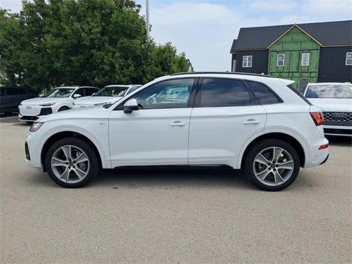 2025 Audi Q5 45 S line Premium