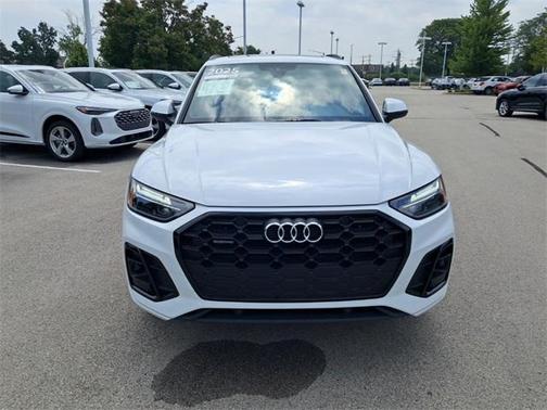 2025 Audi Q5 45 S line Premium