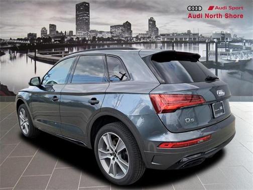 2025 Audi Q5 45 S line Premium