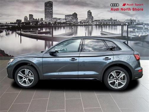 2025 Audi Q5 45 S line Premium