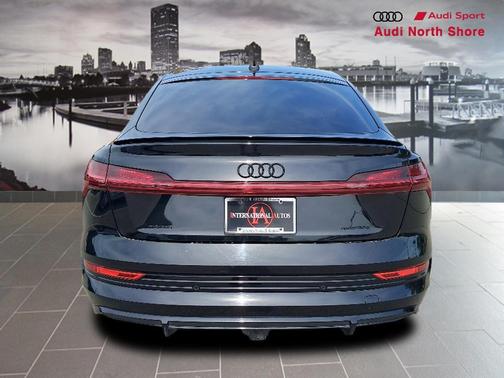 2023 Audi e-tron Sportback S line Premium Plus