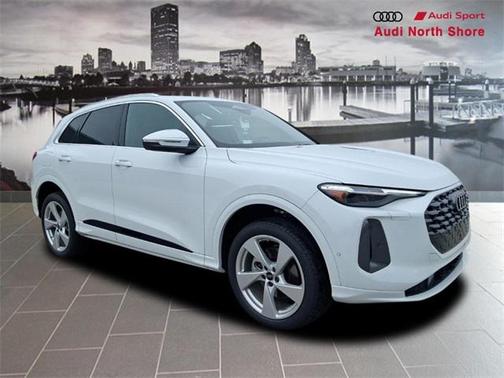 2025 Audi Q5 Premium Plus