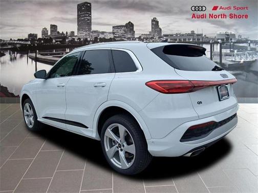 2025 Audi Q5 Premium Plus