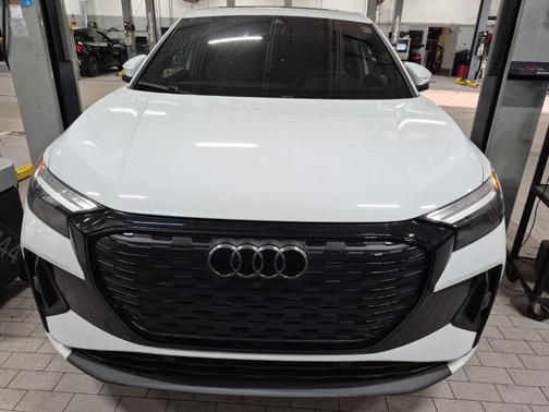 2023 Audi Q4 e-tron Premium Plus 50 quattro