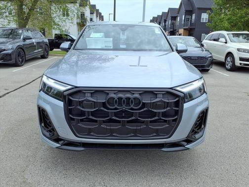 Satellite Silver Metallic 2026 Audi Q7 55 Premium Plus