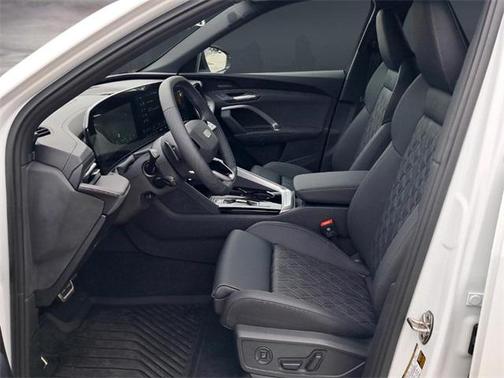 2025 Audi SQ5 3.0T Premium Plus