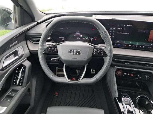 2025 Audi SQ5 3.0T Premium Plus