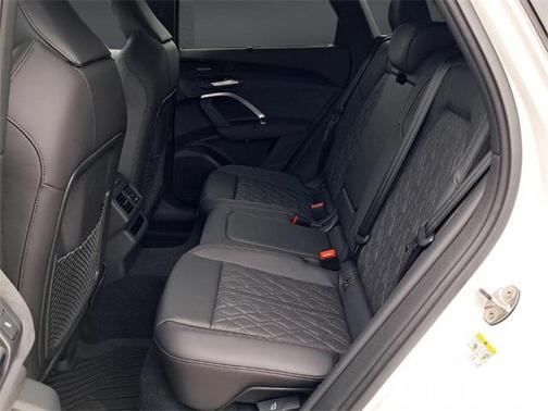 2025 Audi SQ5 3.0T Premium Plus