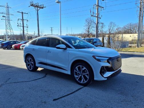 2023 Audi Q4 e-tron Premium Plus 50 quattro