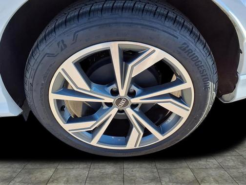 2023 Audi Q4 e-tron Premium Plus 50 quattro