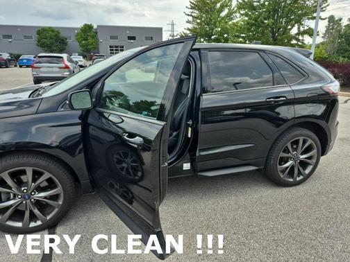 2016 Ford Edge Sport