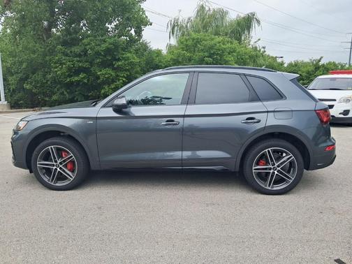2024 Audi Q5 55 S line Premium Plus